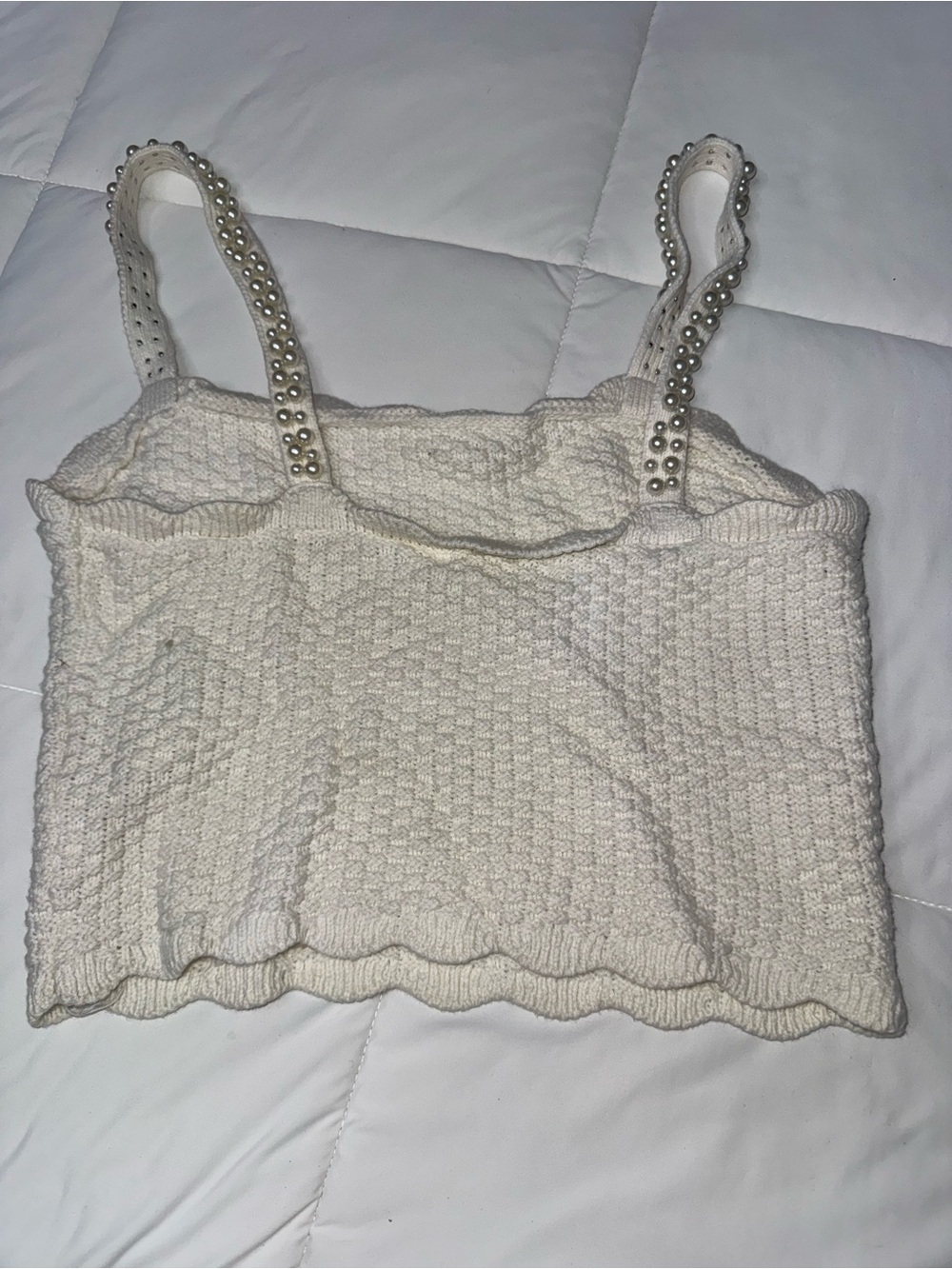 House of Harlow 1960 Cream Pearl-Trim Knit Crop Camisole